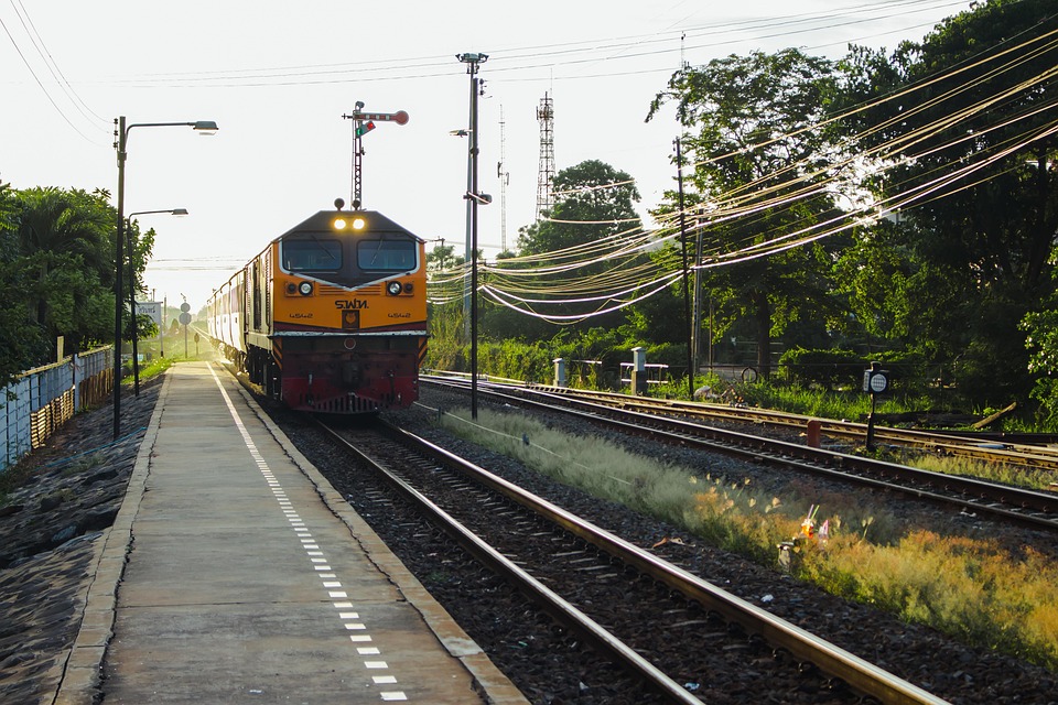 fastest train routes in india