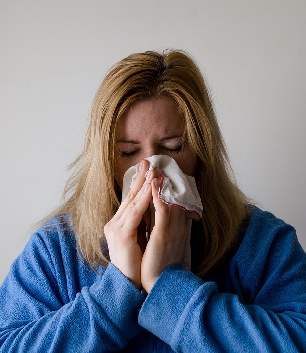 PCOS Symptoms and Natural Management