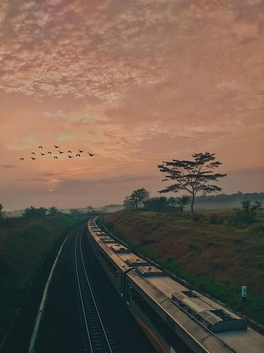 train late running reason today india